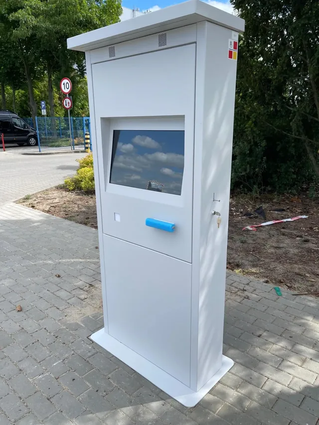 Outdoor Normal — realizacja